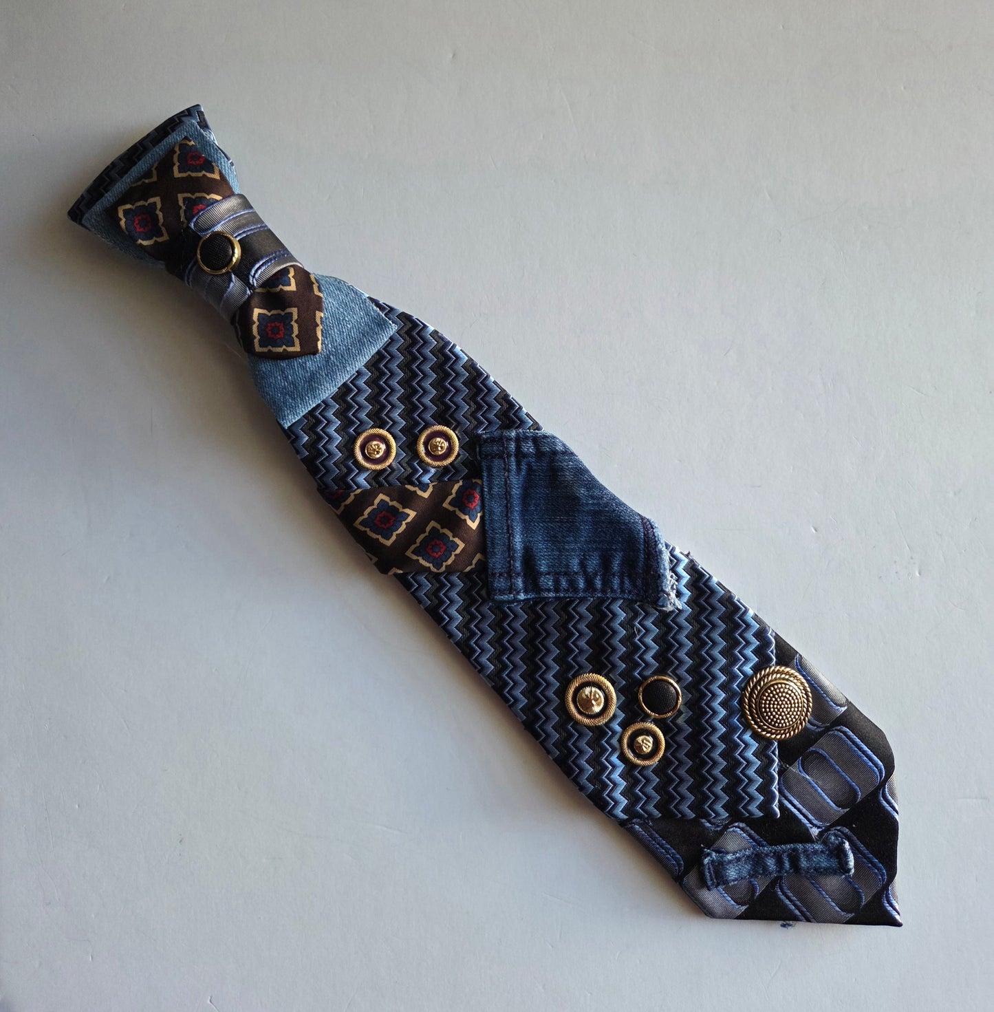 Junk Necktie