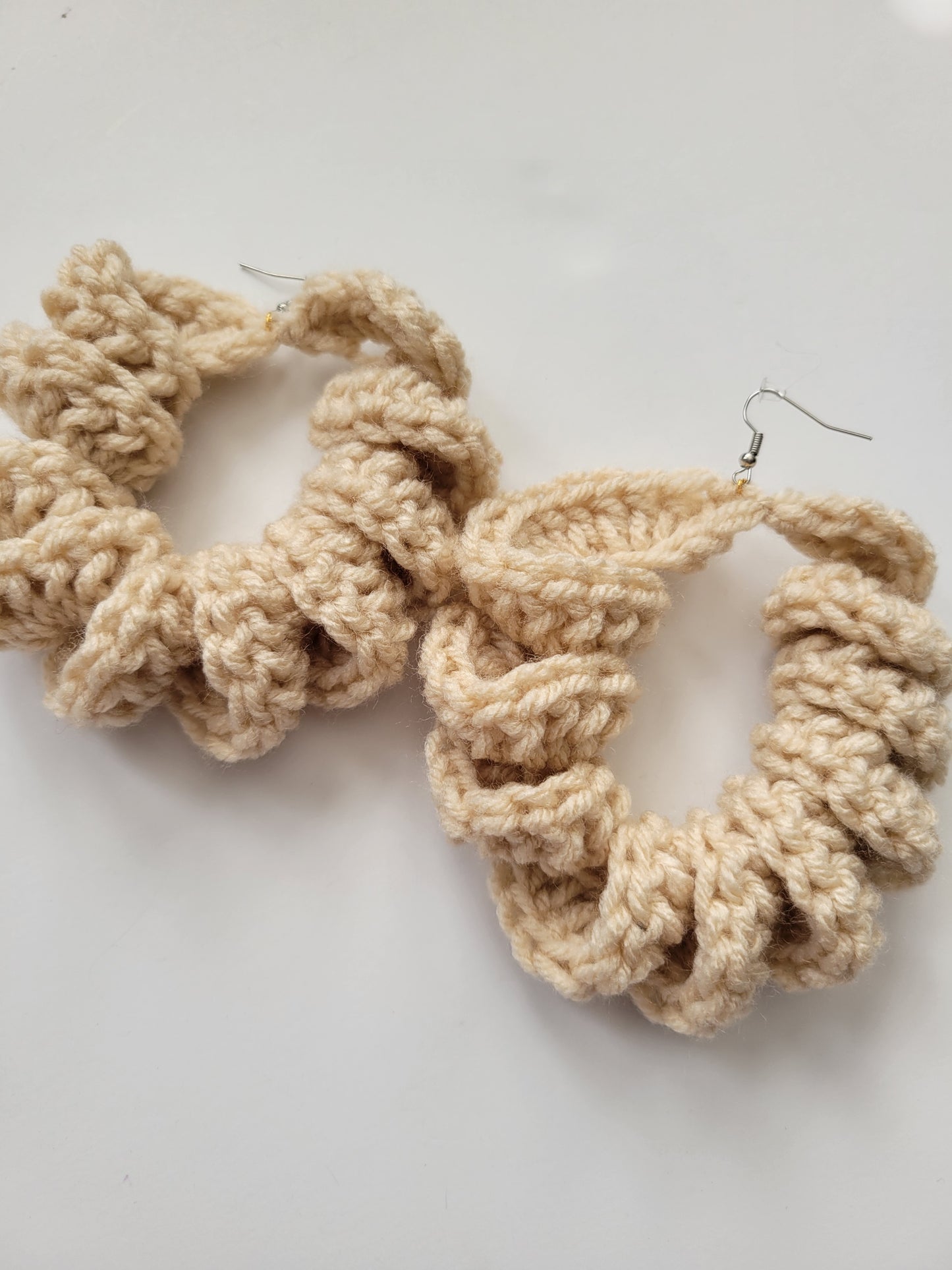 Twisted Spiral Loop