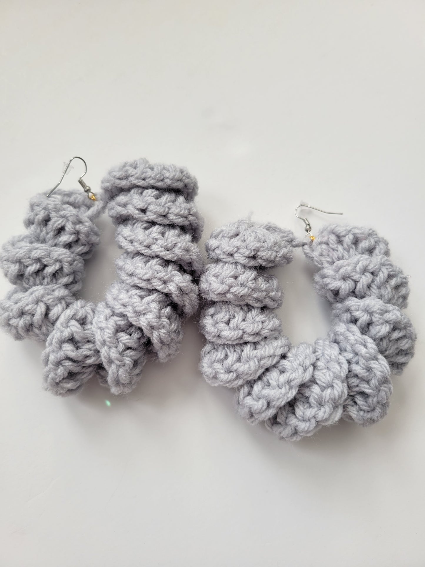 Twisted Spiral Loop