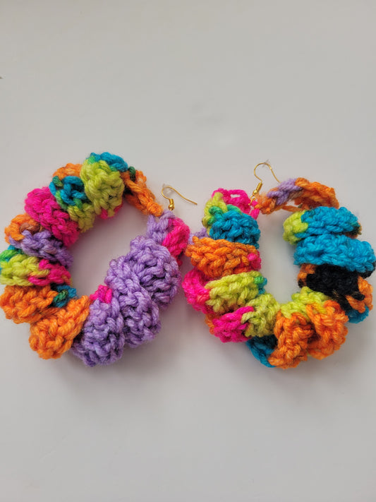 Twisted Spiral Loop