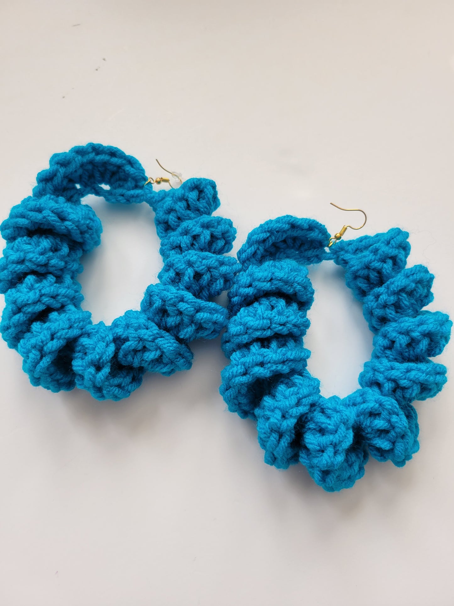 Twisted Spiral Loop