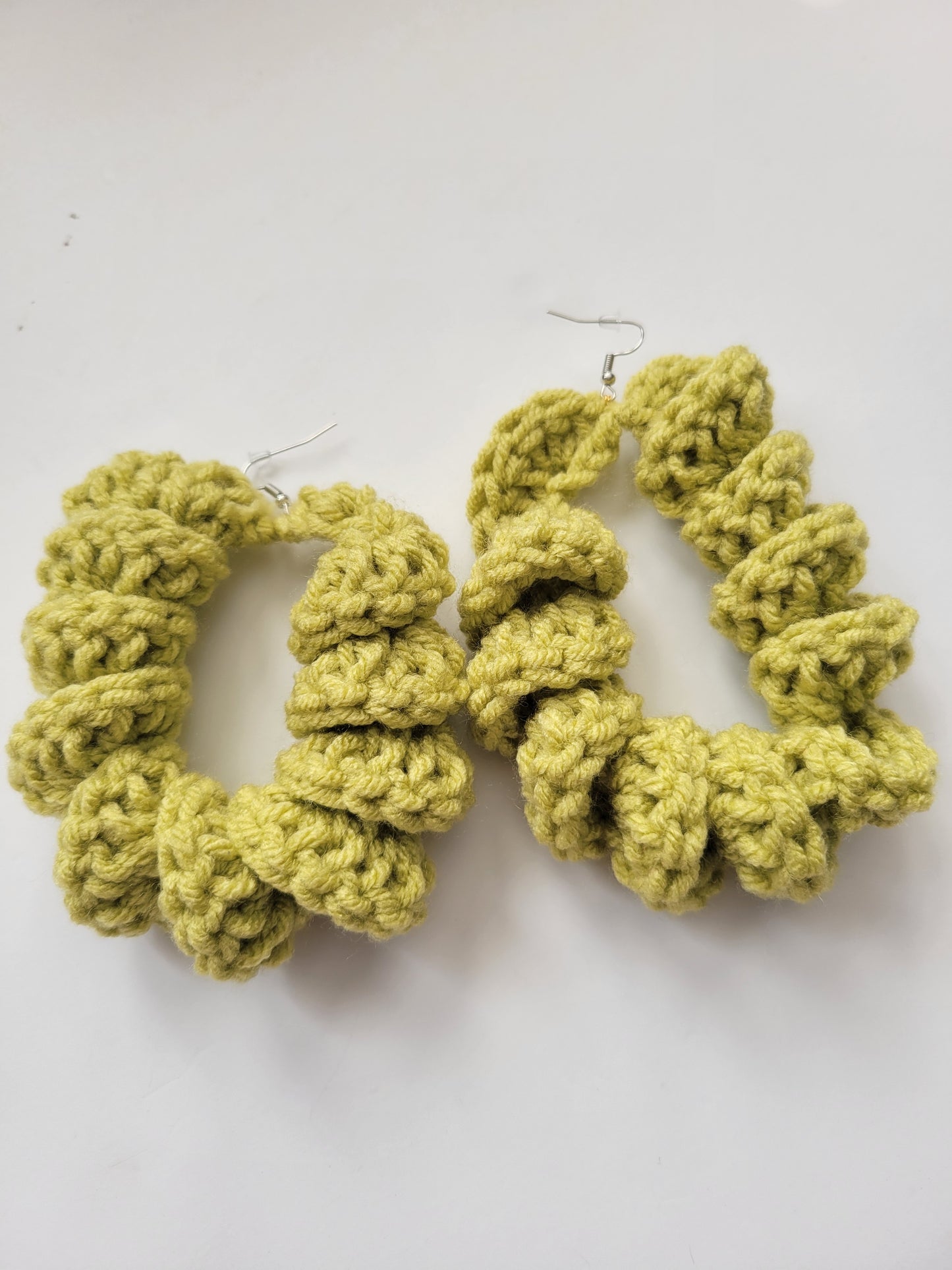 Twisted Spiral Loop